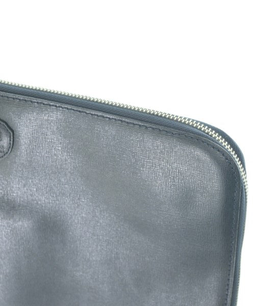 TAKEO KIKUCHI Clutches