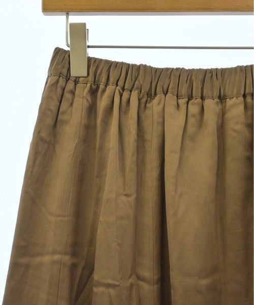La TOTALITE Long/Maxi length skirts