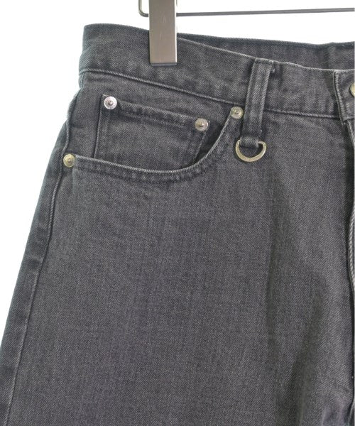 uniform experiment Jeans