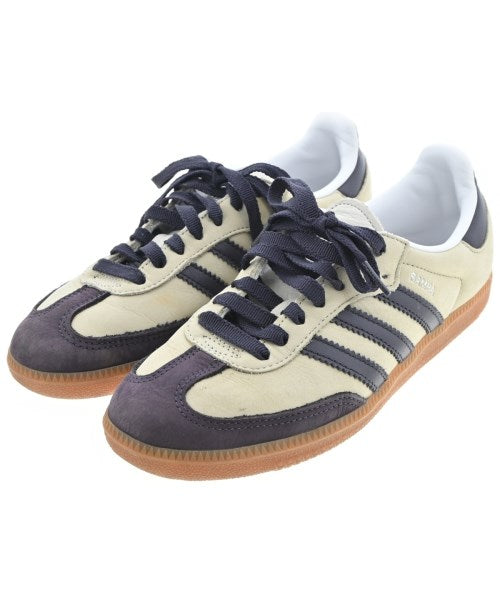adidas Sneakers