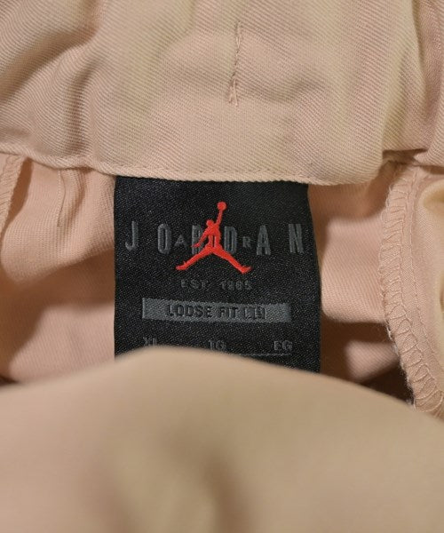 NIKE Chinos
