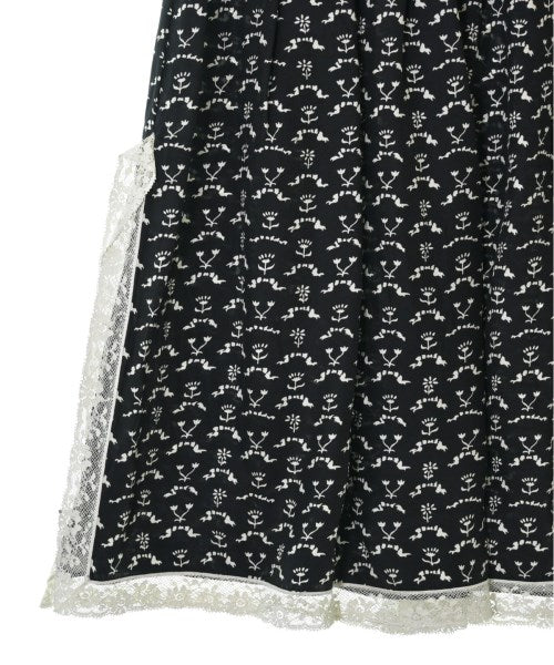 Chloe Knee length skirts