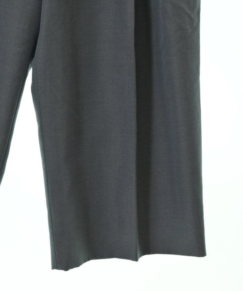 LOUIS VUITTON Cropped pants