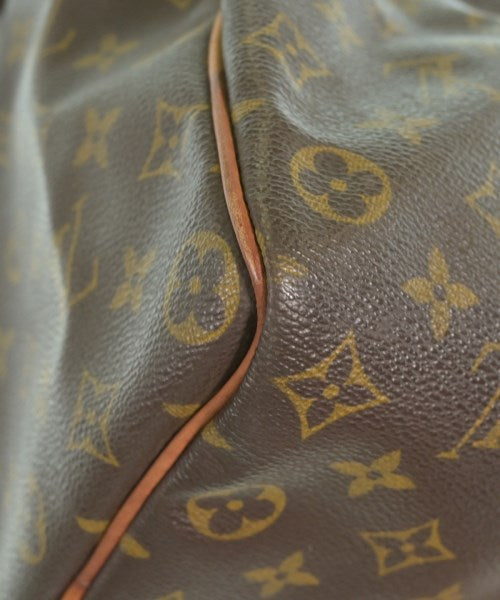 LOUIS VUITTON Duffle bags