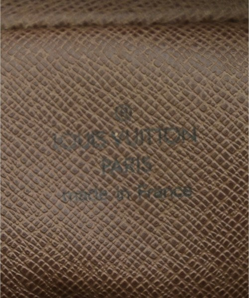 LOUIS VUITTON Shoulder bags