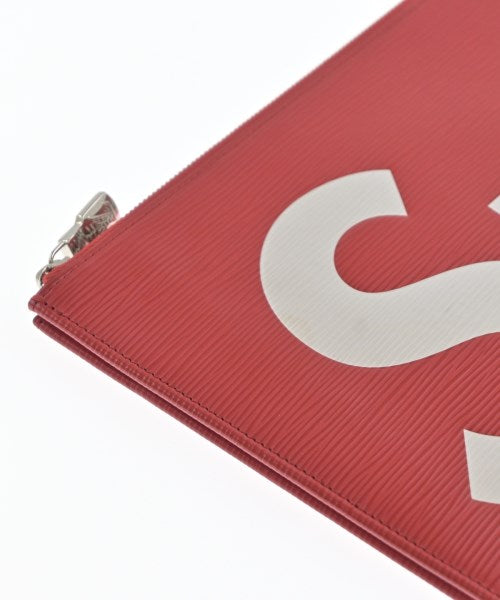 LOUIS VUITTON Clutches