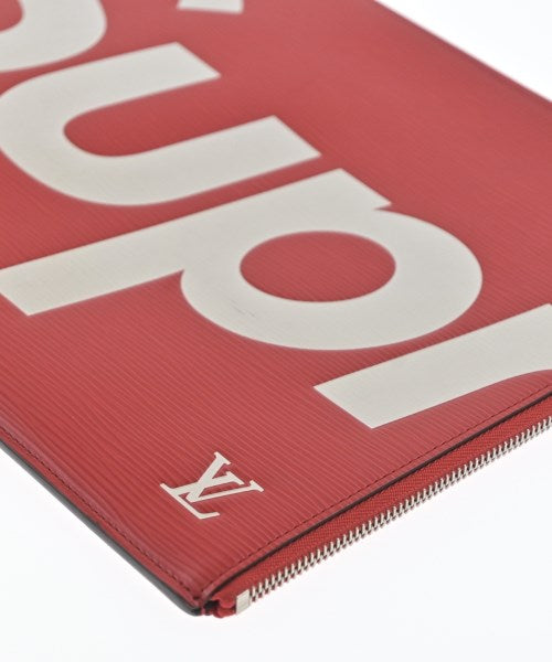 LOUIS VUITTON Clutches