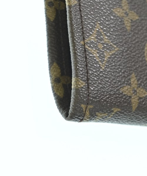 LOUIS VUITTON Clutches