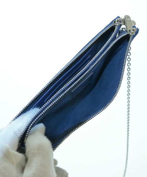 LOUIS VUITTON Shoulder bags