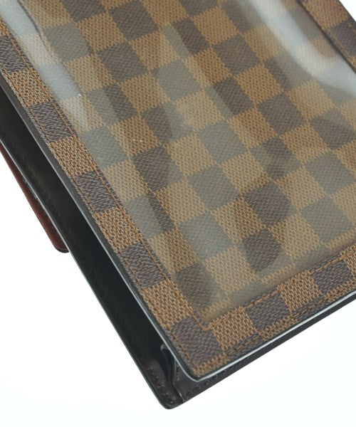 LOUIS VUITTON Shoulder bags
