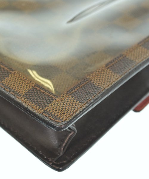 LOUIS VUITTON Shoulder bags