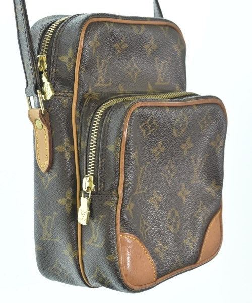 LOUIS VUITTON Shoulder bags
