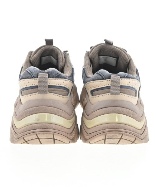 FILA Sneakers