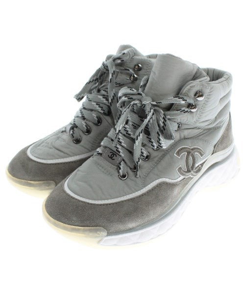 CHANEL Sneakers