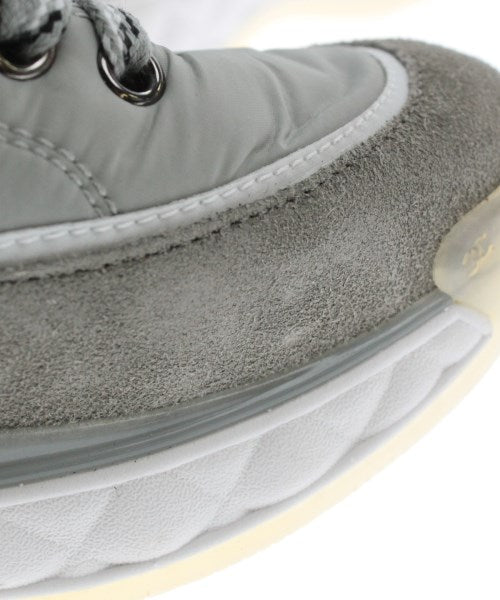 CHANEL Sneakers