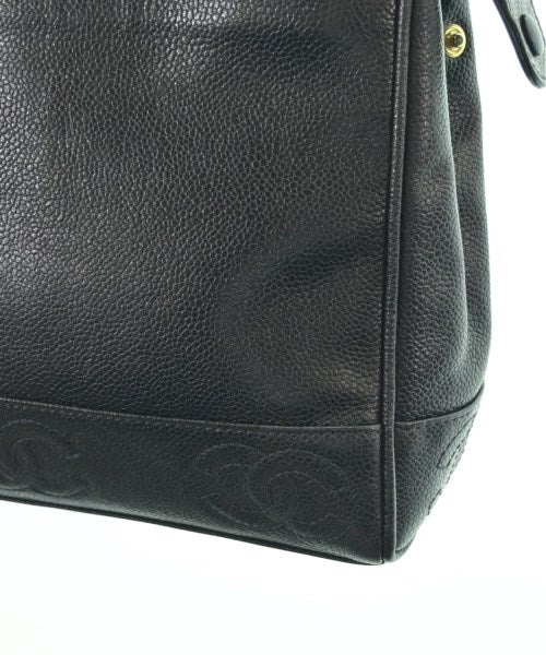 CHANEL Shoulder bags
