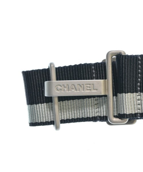 CHANEL Shoulder bags