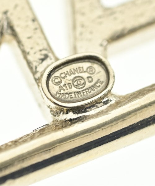 CHANEL Brooches/Corsages