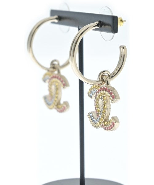 CHANEL Pierces