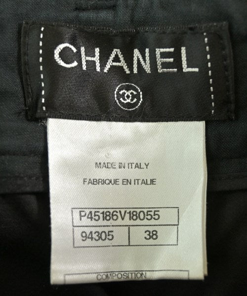 CHANEL Cropped pants