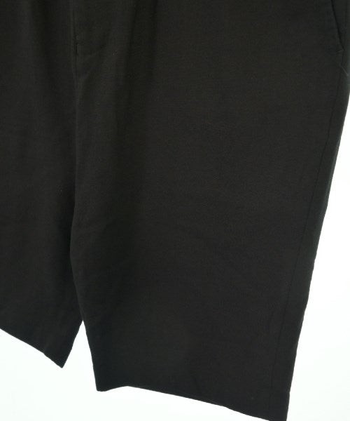 IZZUE Shorts