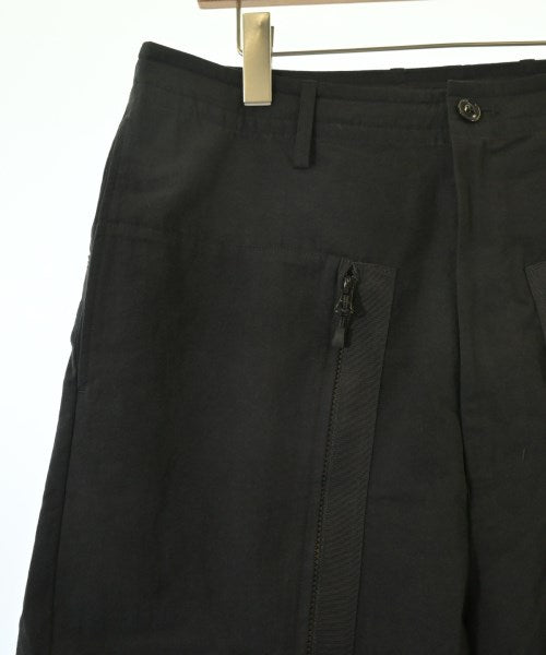 D-VEC Shorts
