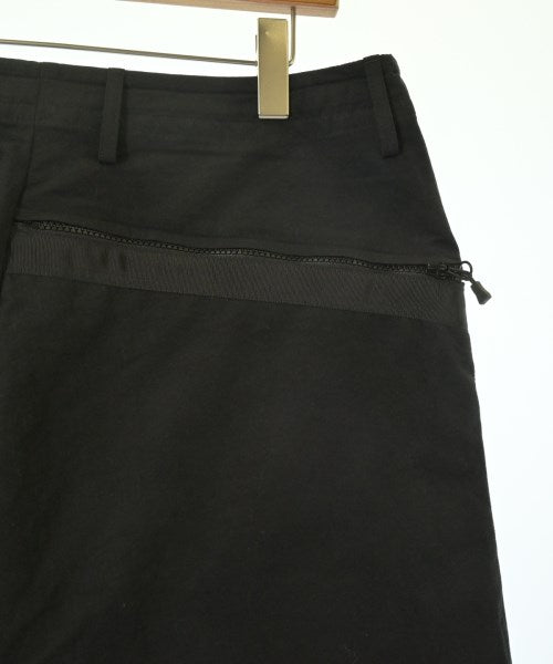 D-VEC Shorts