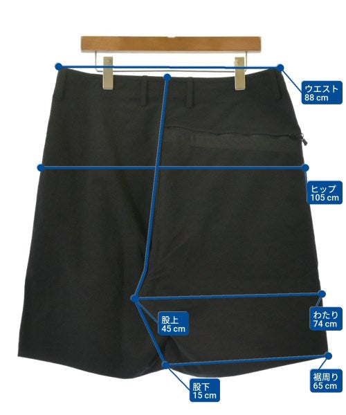 D-VEC Shorts
